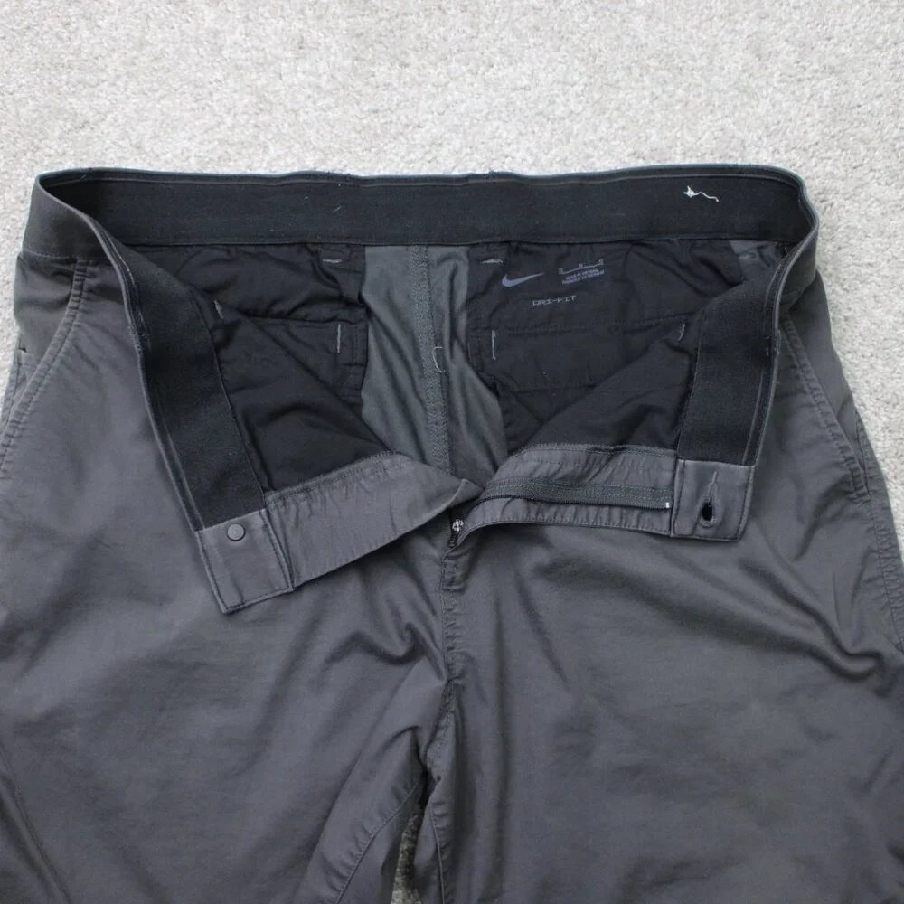 Nike Shorts Mens 36 Gray UV 8
